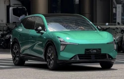>Xpeng Mona L05 SUV akan Lakukan Debut, Punya Jarak Tempuh 660 Km dan Versi EREV