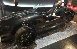 >Vanderhall Luncurkan Kendaraan Listrik Roda Tiga di CES