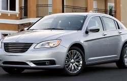 >FCA Tarik Setengah Juta Mobil Jeep Liberty, Chrysler 200s, dan Dodge Avengers