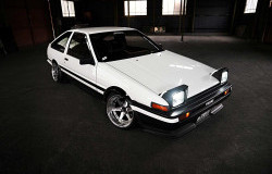 >Restorasi Corolla AE86 Jadi Gampang, Toyota Sediakan Blok Mesin dan Kepala Silinder Baru