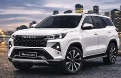 >Toyota Fortuner Hybrid Generasi Baru Segera Debut Global