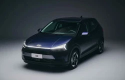 >Hyundai i20 Generasi Baru Meluncur, Makin Besar dan Bergaya SUV