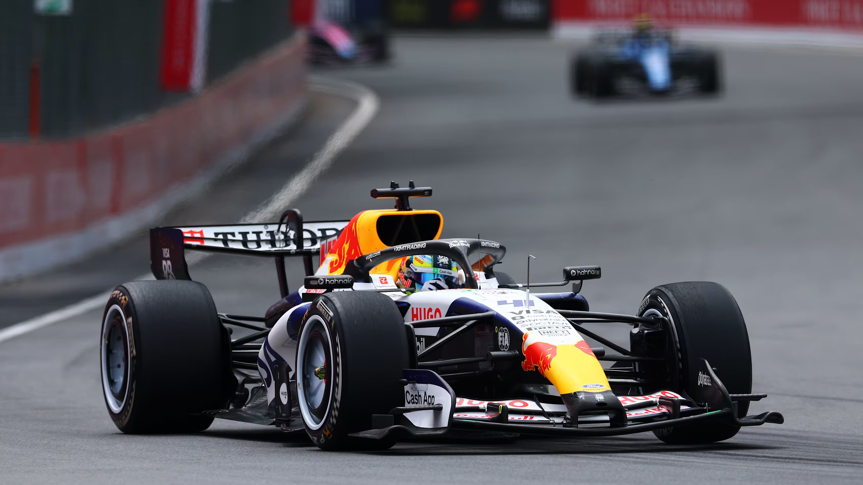 Berita F1: Arvid Lindblad Turut Andil dalam Pertarungan Racing Bulls